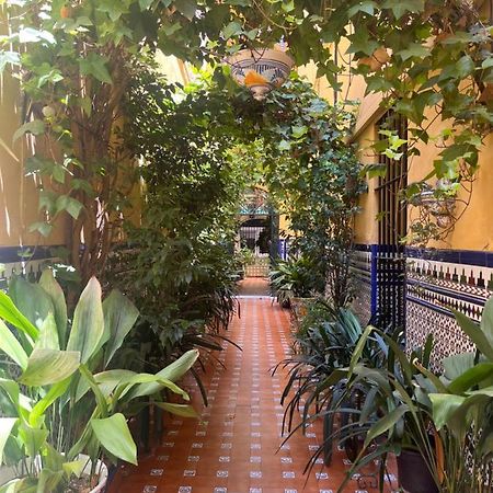 Hostal Atenas Seville Ngoại thất bức ảnh