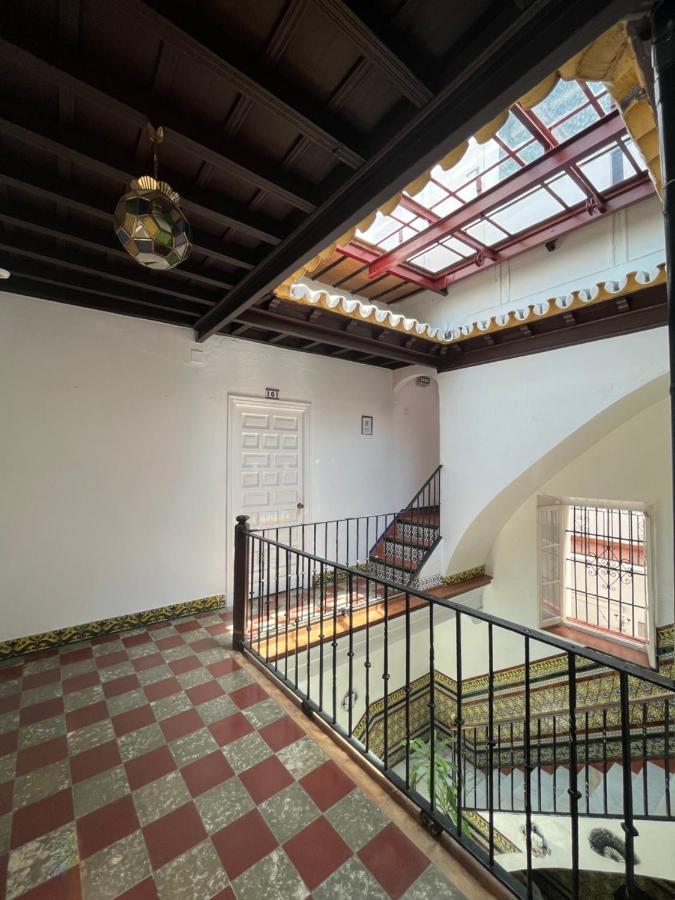 Hostal Atenas Seville Ngoại thất bức ảnh