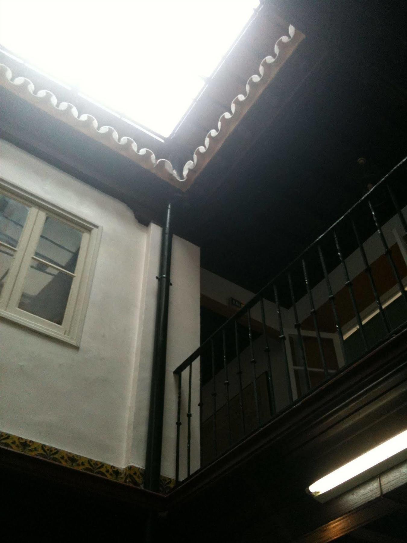 Hostal Atenas Seville Ngoại thất bức ảnh